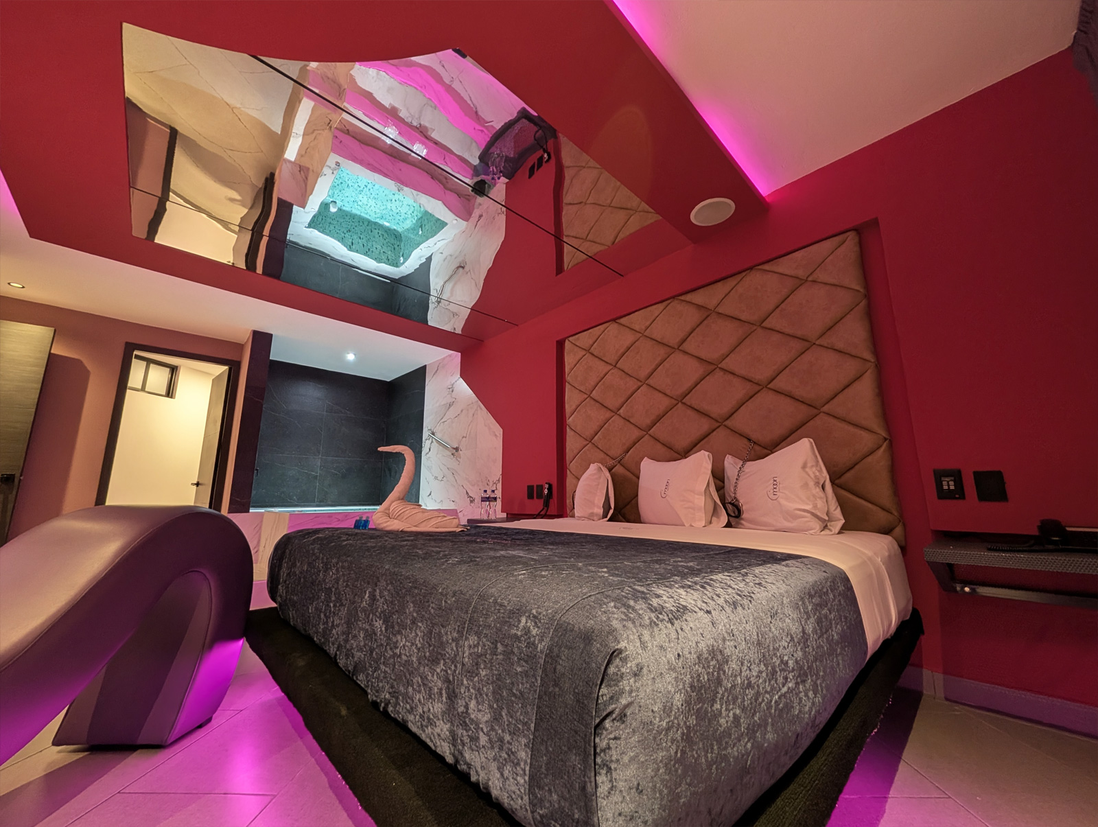 Sala privada con diseno moderno